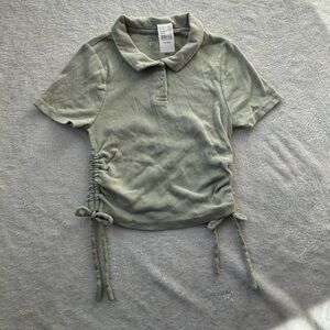 Green Collared Short Sleeve Top